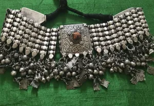 1108 SOLD - Old Coral & Silver Neck Collar Jewelry