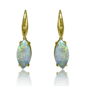 14kt Yellow Gold Opal dangling earrings