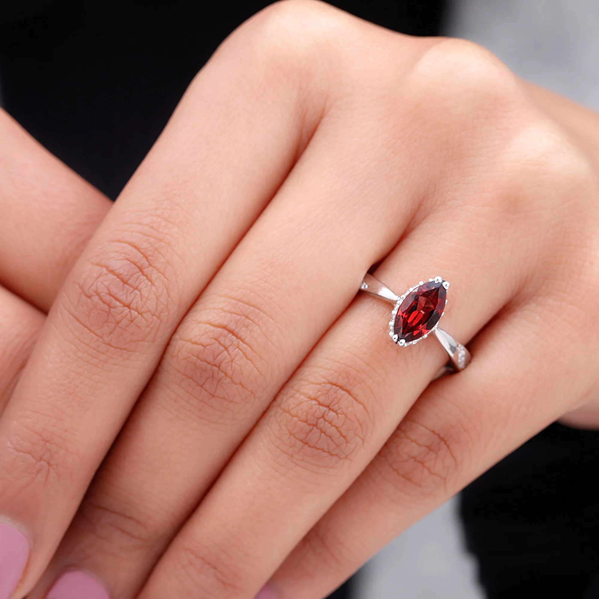 1.75 CT Garnet Solitaire Ring with Diamond Accent