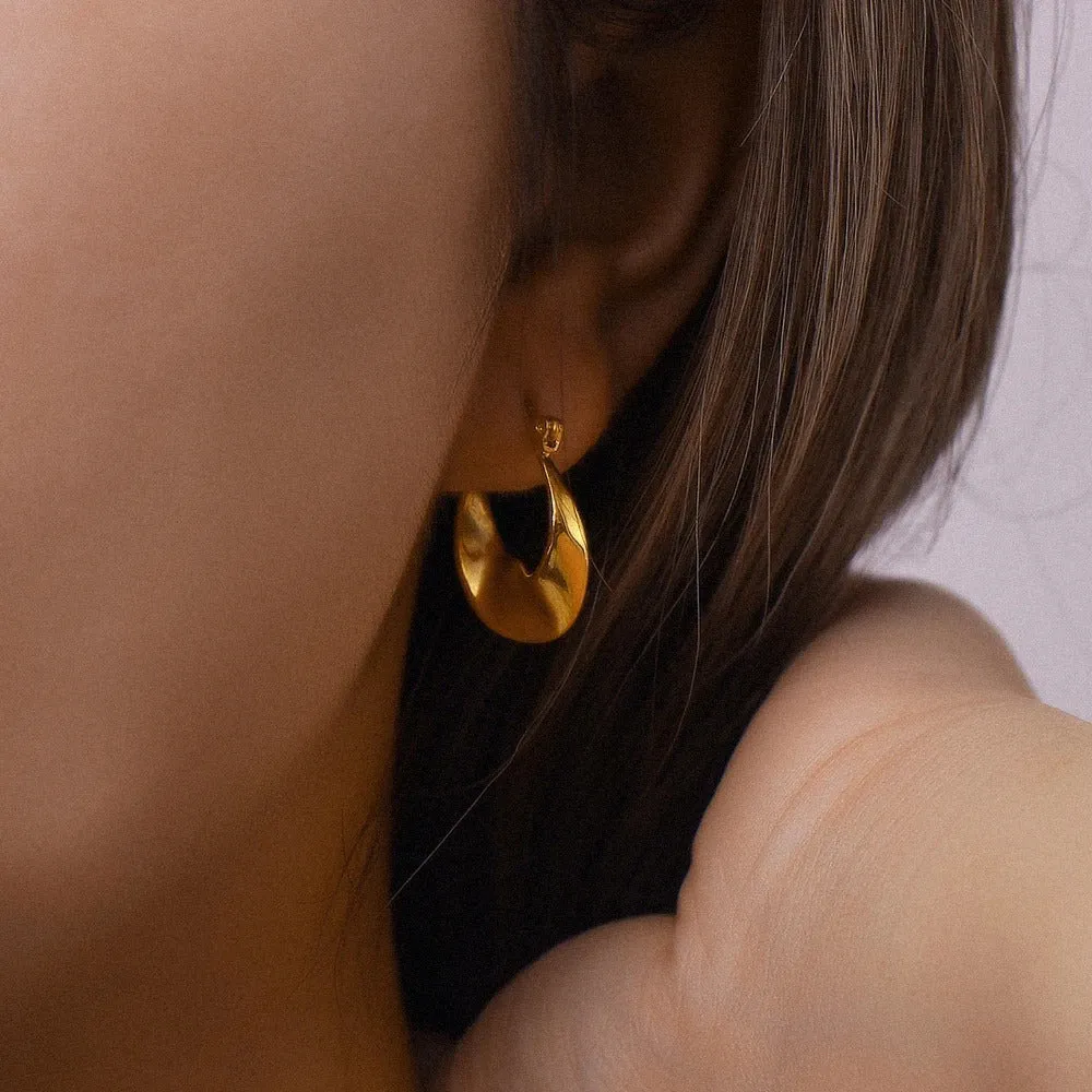 20mm Curve Hoop Earrings
