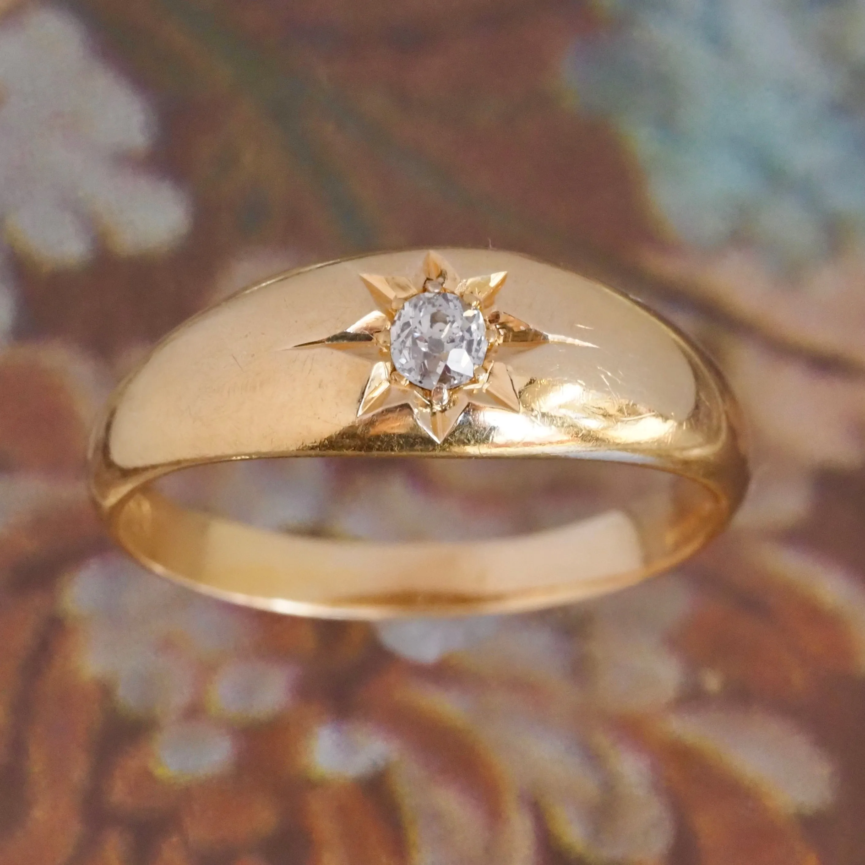Antique English c. 1911-1912 Starburst Set Old Mine Cut Diamond 18k Gold Ring
