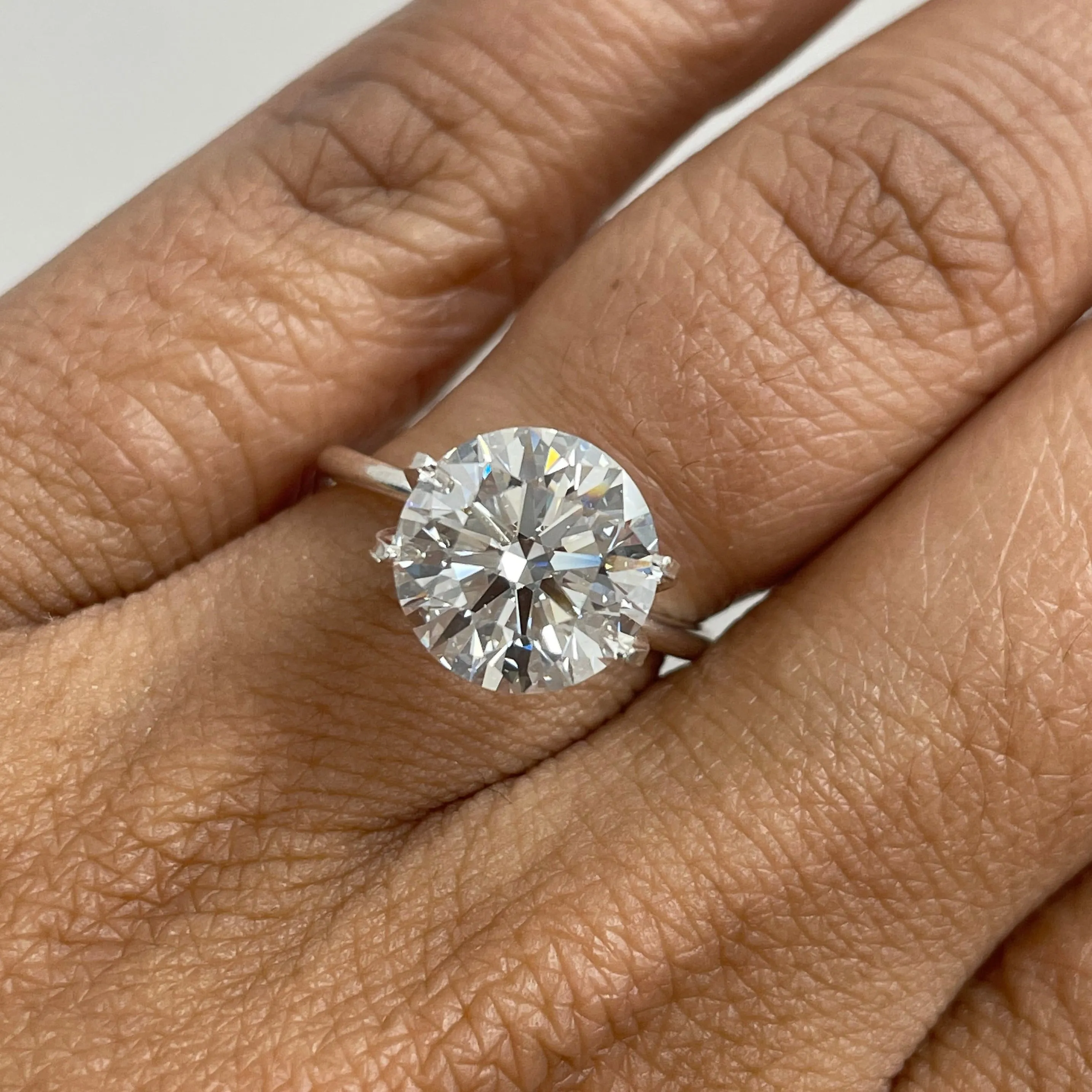 Beauvince GIA Certified 3.71 Carat Round FVS2 Solitaire Engagement Ring