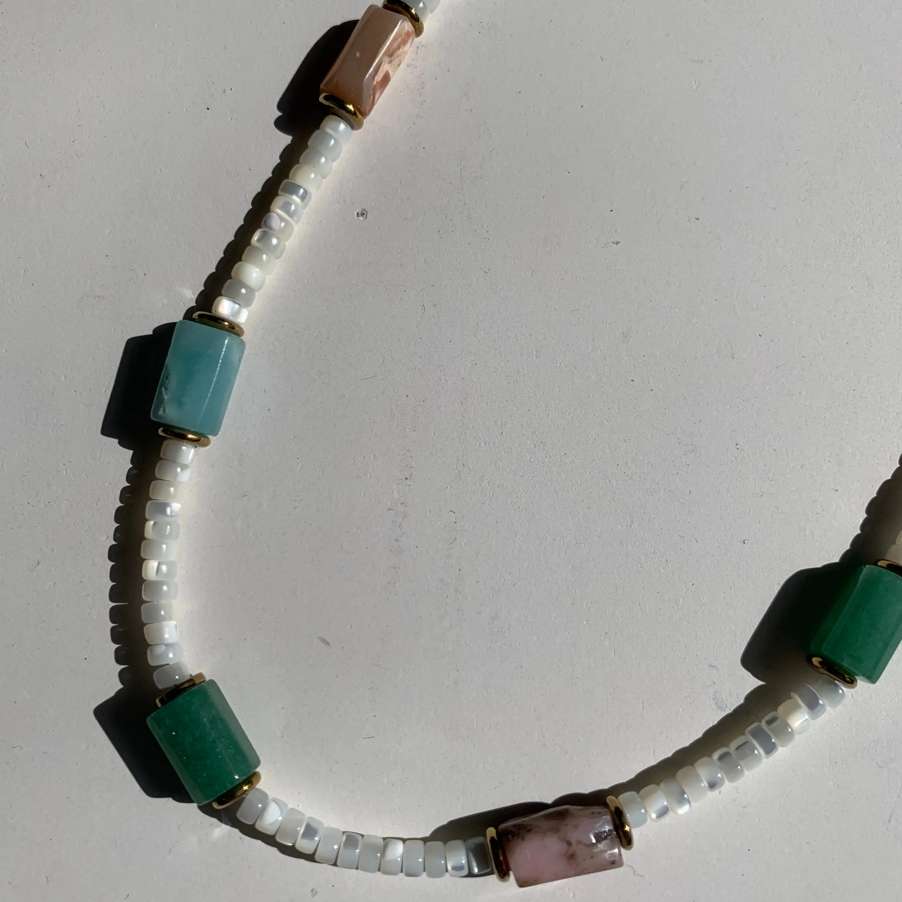 BREEZE NECKLACE