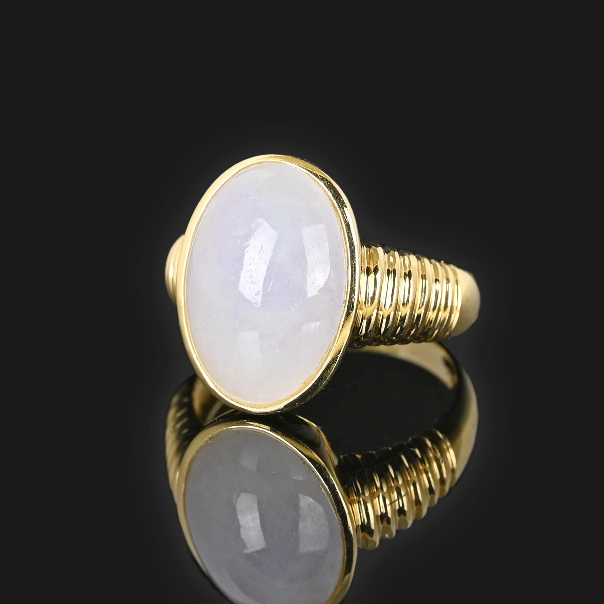 Vintage Purple Jade Cabochon Ring in 14K Gold