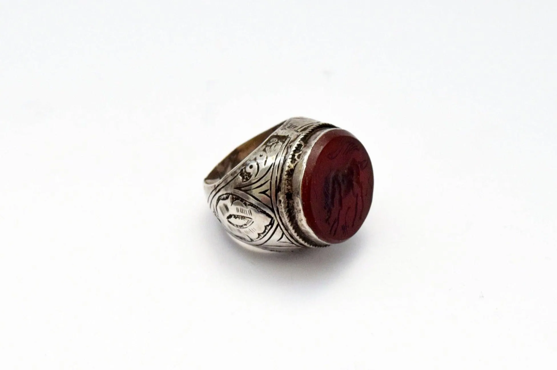 Vintage Tribal Afghan Silver and Carnelian Intaglio Ring Size 10 1/4
