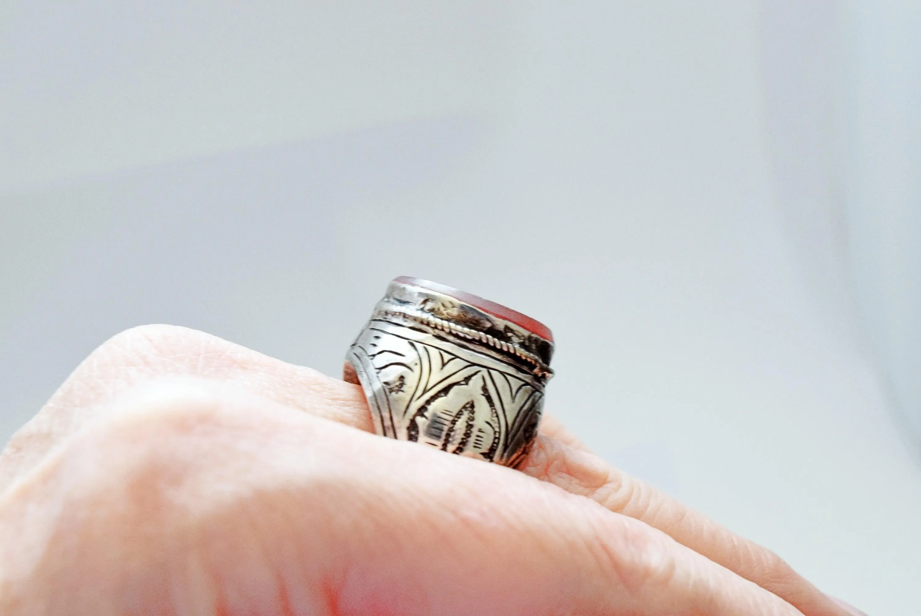 Vintage Tribal Afghan Silver and Carnelian Intaglio Ring Size 10 1/4